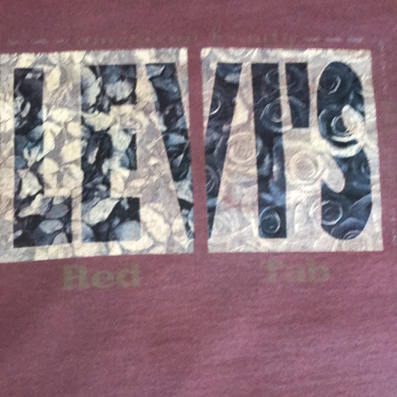 ❤️ Vintage red tab Levi’s short sleeve T-shirt. Size small/medium. Super cute! - Picture 5 of 6